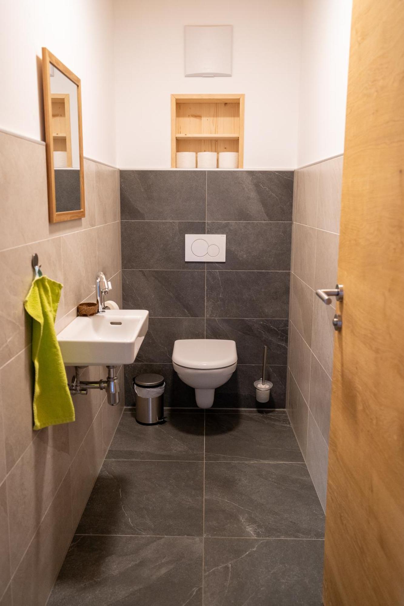 Holzhaus "Zum Schwarz'N" Apartment Aurach am Hongar Ngoại thất bức ảnh